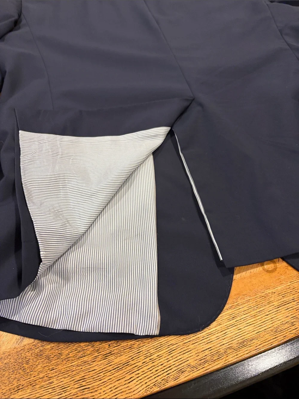 Brooks Brothers Explorer Madison Fit Navy Wool Blazer 46R Two Button Sports Coat
